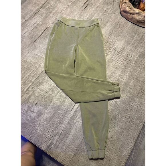 Lululemon softstream joggers - Picture 4 of 10